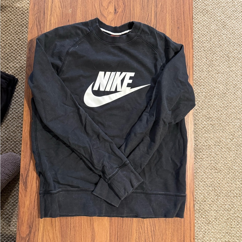 Nike Black and White Crewneck Sweater
